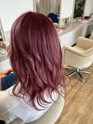 セミロング カラー Atelier 大内のヘアスタイル