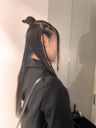 ロング ヘアアレンジ saki|大名 パーマ|ハイトーンのヘアスタイル