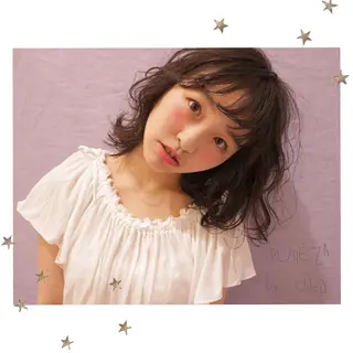 ミディアム 市川 千夏のヘアスタイル