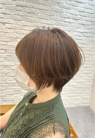 ショート カラー 襟足でお悩みの方✂︎ くびれ職人ハシモトのヘアスタイル