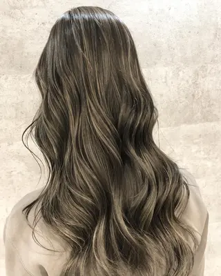 ロング カラー 髪質改善で 憧れの潤艶美髪にのヘアスタイル