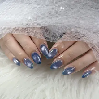 ネイル LAVISH momoneのネイルデザイン