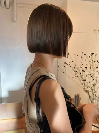 ショート カラー ユナ ボブカット /ベージュのヘアスタイル