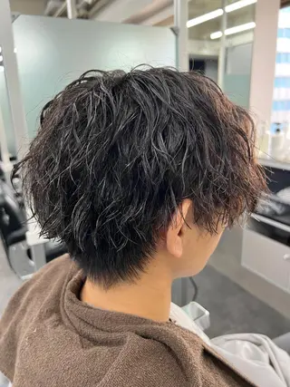 ミディアム カラー パーマ メンズ 垢抜け・メンズパーマ 津山祐紀のヘアスタイル
