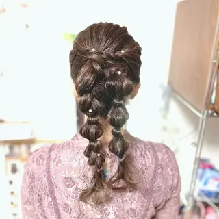 ヘアアレンジ イーチブライト EachBrightのヘアスタイル