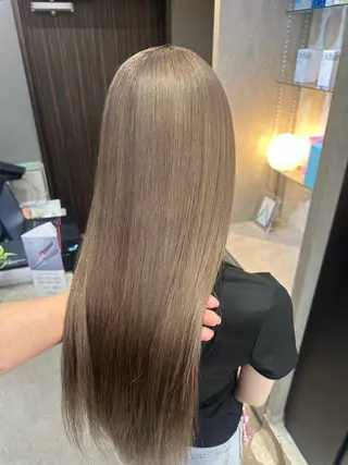 セミロング カラー 天神暖色カラー レイヤー・髪質改善のヘアスタイル