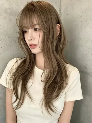 セミロング カラー 韓国レイヤーカット 🫧大阪梅田レイヤーのヘアスタイル