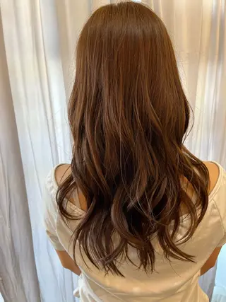 カラー 金城 麗華のヘアスタイル