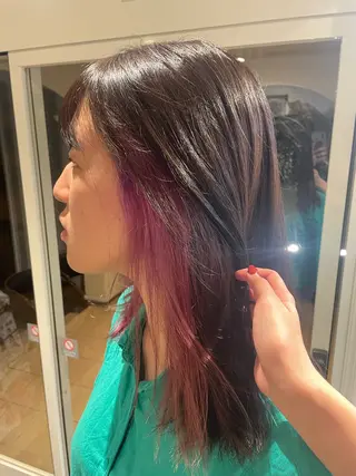 カラー レイヤー/透明感 カラー/ユウカのヘアスタイル