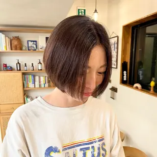 ショート カラー 宇野澤 めいのヘアスタイル