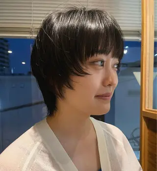 ミディアム oma 袮次金 鈴香のヘアスタイル