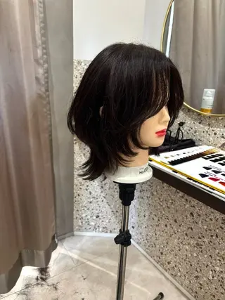 ミディアム 大橋 彩香のヘアスタイル