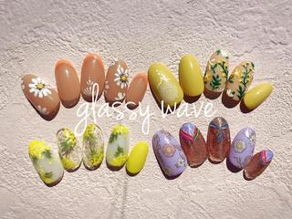 ネイル glassy waveのネイルデザイン
