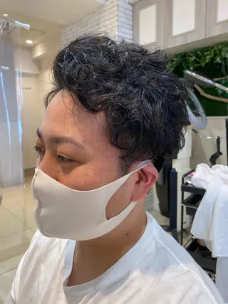 パーマ メンズ 似合う髪型見つけます AYAKAのヘアスタイル