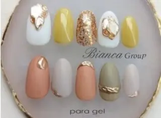 ネイル Bianca 立川店 小川のネイルデザイン