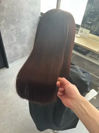 ロング カラー 白髪ぼかし、髪質改善 富田隼仁のヘアスタイル