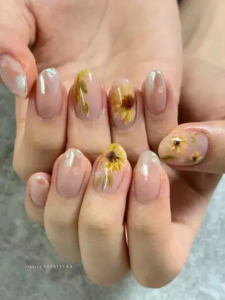 ネイル FIORITURA Maikoのネイルデザイン