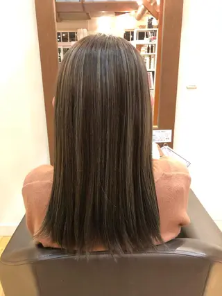 ロング カラー 永冶 花織のヘアスタイル