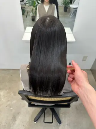 セミロング 艶髪、髪質改善 富田隼仁のヘアスタイル