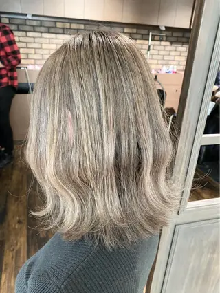 ミディアム 白井 秀太郎のヘアスタイル
