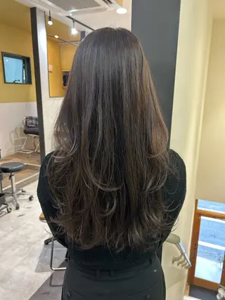 ロング カラー hubhair レイヤー/透明感のヘアスタイル