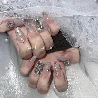 ネイル Merit メリット_のネイルデザイン