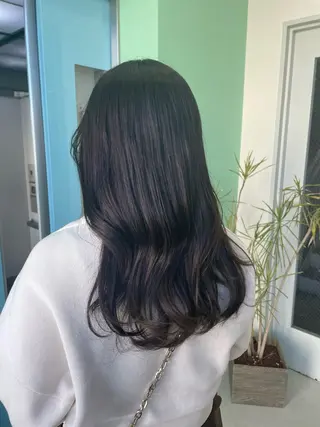 ロング 謝花 萌のヘアスタイル