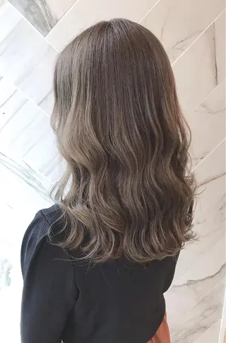 セミロング カラー 上條 航平のヘアスタイル