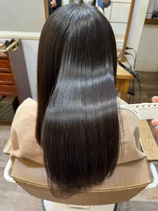 小山 奈津のヘアスタイル