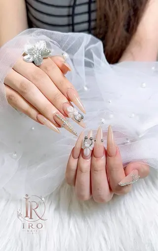 ネイル IRO Nail Studioのネイルデザイン