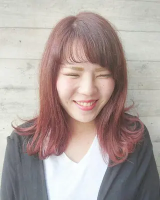 セミロング ヘアアレンジ 高岡 杏実のヘアスタイル