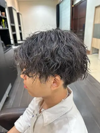 パーマ メンズ ナチュラルヘア 神田一瑳のヘアスタイル