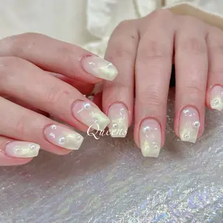 ネイル Queens 榊 まおのネイルデザイン