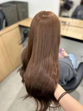 ロング カラー YUKA🤍ベージュ /ミルクティーのヘアスタイル