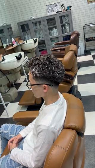 パーマ メンズ 山中 悠人のヘアスタイル