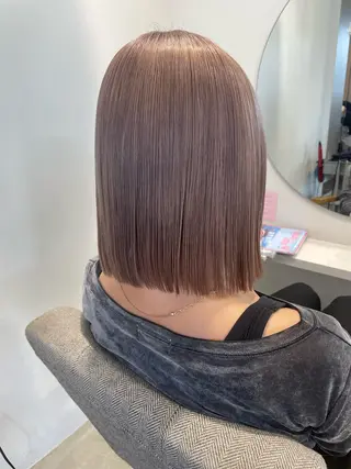 ミディアム カラー チグサ ミウのヘアスタイル
