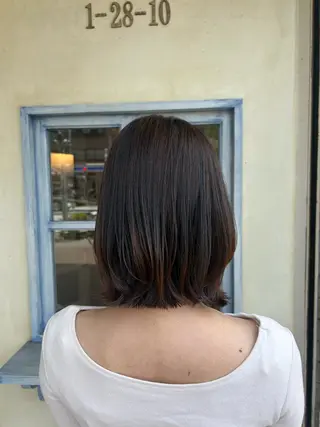 ミディアム amie by afloatのヘアスタイル