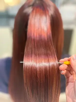 ロング Koharu 髪質改善カラーのヘアスタイル