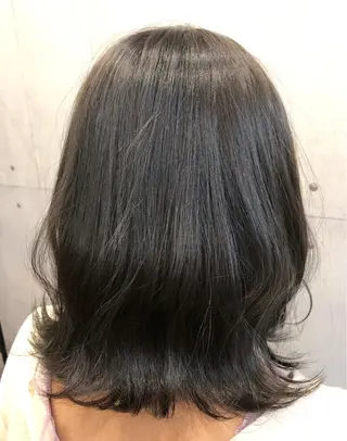 カラー 山野 稚奈のヘアスタイル