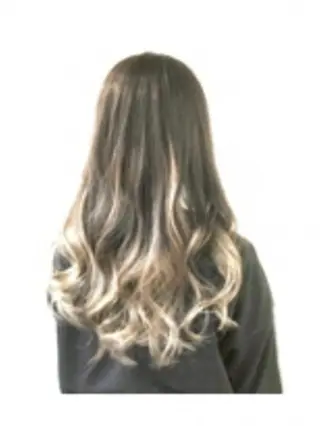 ロング カラー cecilhair 博多 手島のヘアスタイル