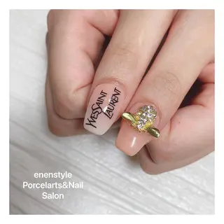 ミディアム ネイル 🐾enen style 🐾のネイルデザイン