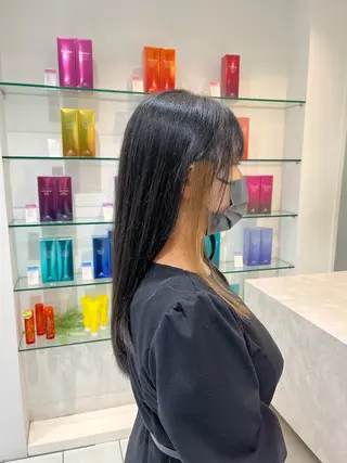 ロング カラー 磯山 直貴のヘアスタイル
