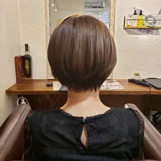 ショート 🇰🇷透明感×ハイ トーン🌟tomoのヘアスタイル