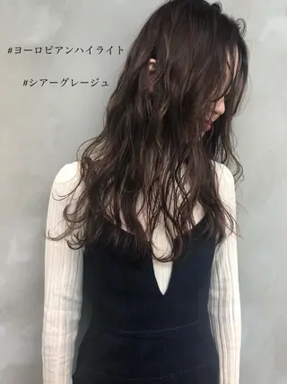 ロング カラー パーマ ヘアアレンジ TOMO GEEKS代表のヘアスタイル