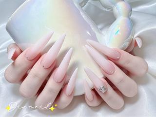 ネイル Dia nail サロンのネイルデザイン