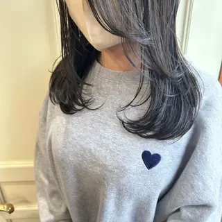 セミロング 金森 有希のヘアスタイル