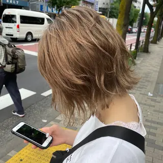 ショート カラー ヘアアレンジ 美髪矯正 韓国レイヤーのヘアスタイル