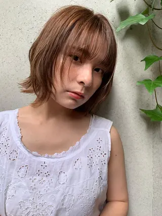 ミディアム カラー ARMONY秋山輝也 コテ巻き風パーマ特化のヘアスタイル