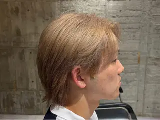 カラー メンズ 大谷 真央のヘアスタイル