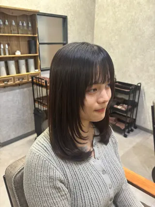 ミディアム ボブ.艶髪 髪質改善.縮毛矯正のヘアスタイル